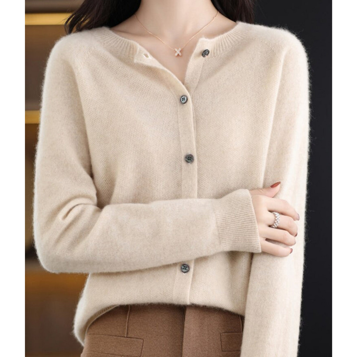 Rebeca Mercy para Mujer – Elegante Rebeca Suave de Lana Merino con Cuello Redondo