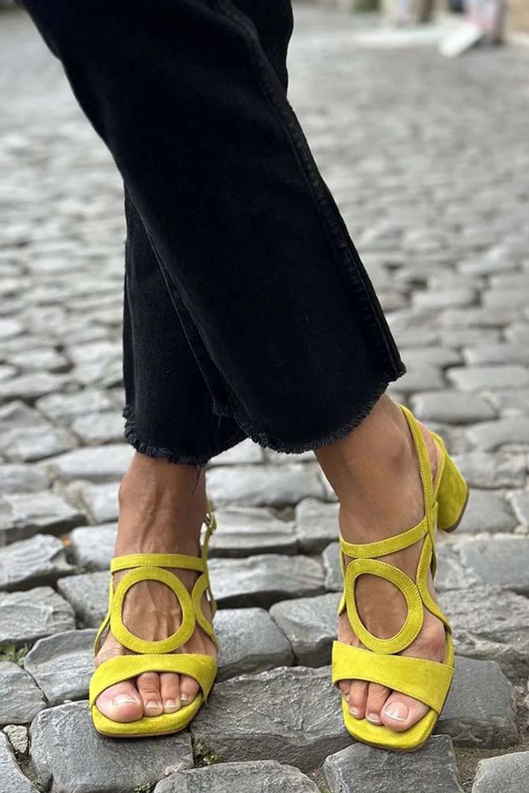 Paola | Sandalias con aberturas y puntera cuadrada