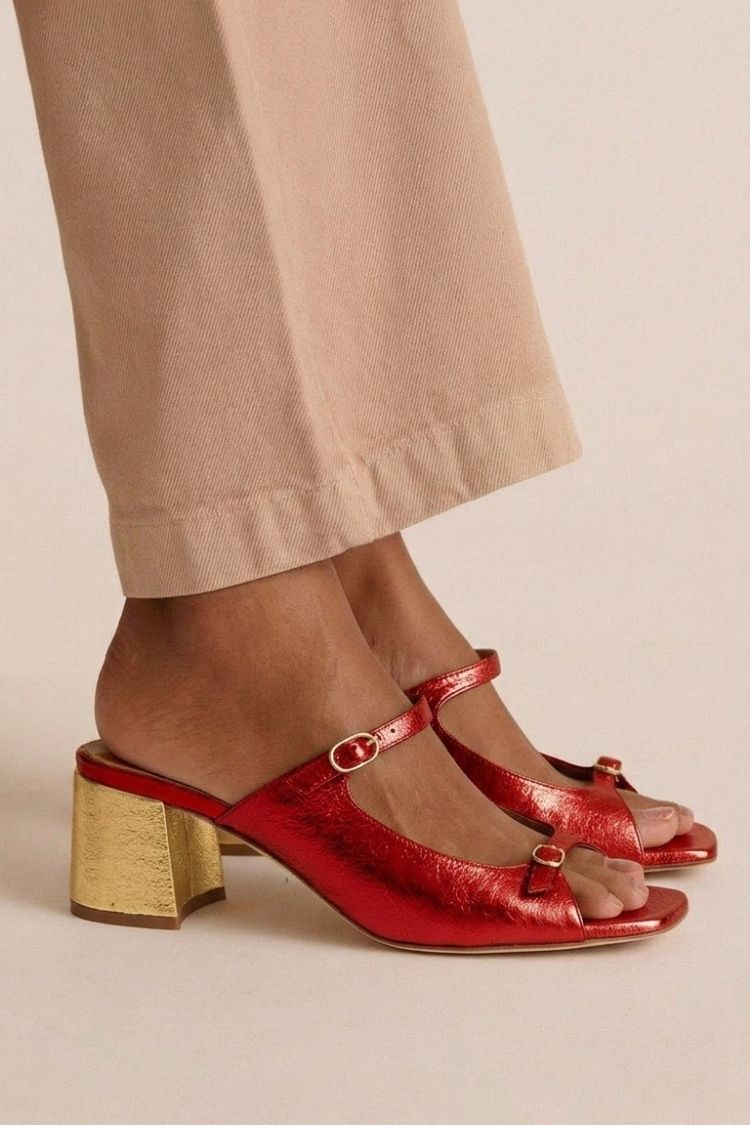 RUBY | Sandalias de tacón ancho y punta cuadrada
