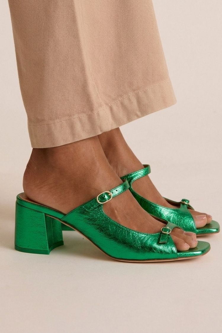 RUBY | Sandalias de tacón ancho y punta cuadrada