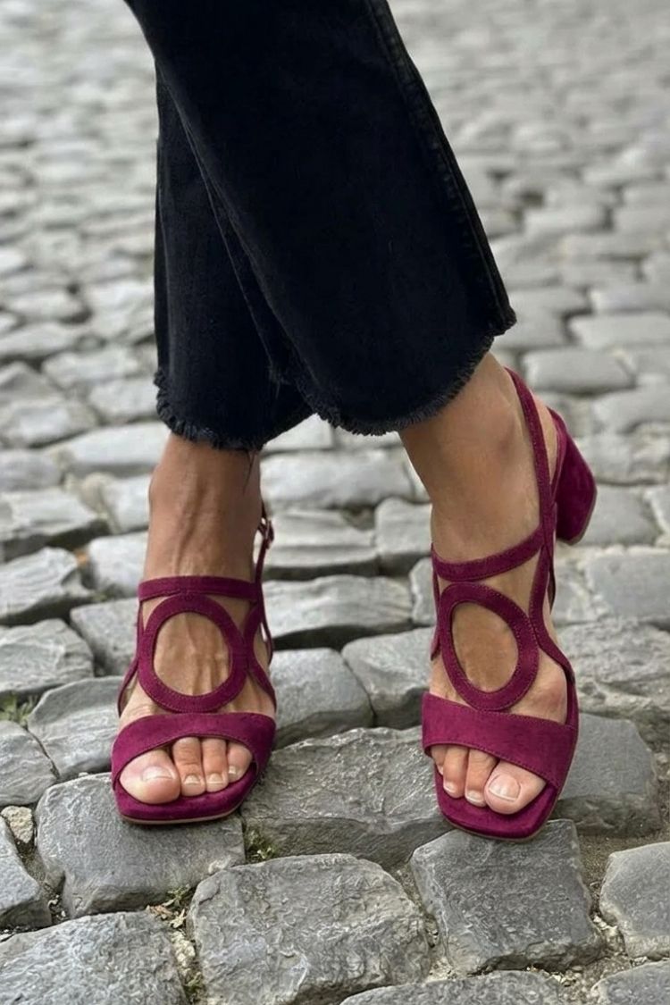 Paola | Sandalias con aberturas y puntera cuadrada