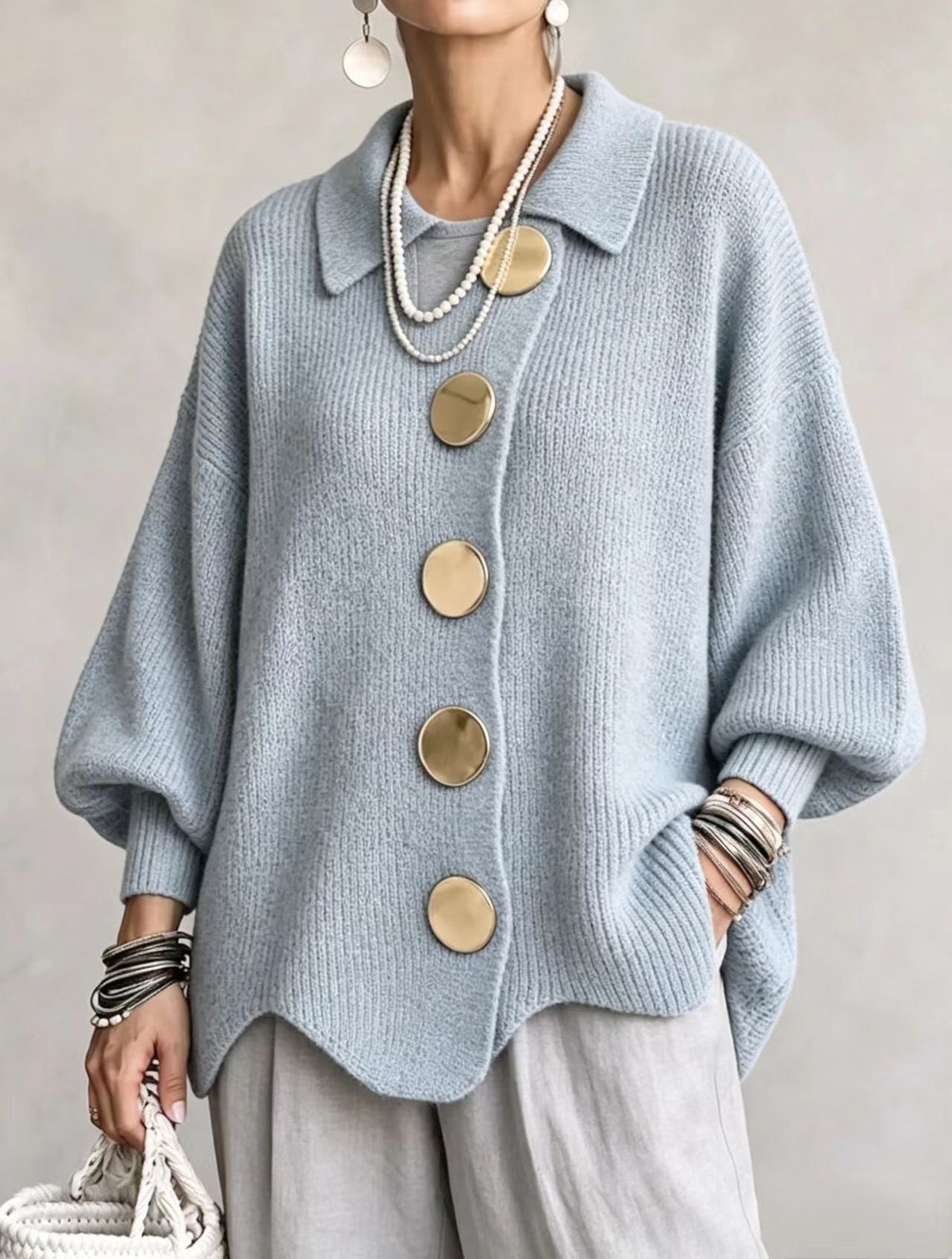 Victoire | Chaqueta de punto oversize con grandes botones dorados