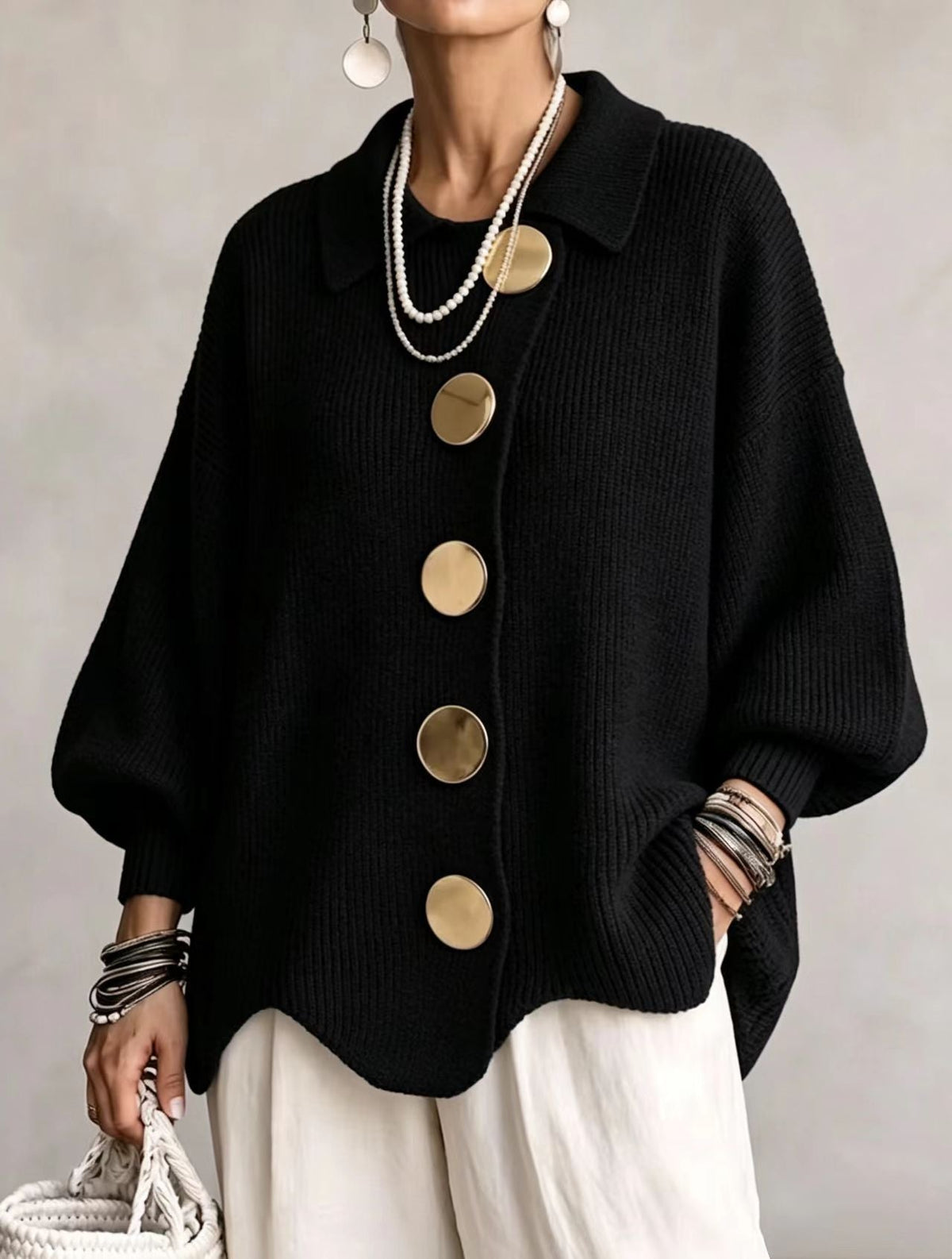 Victoire | Chaqueta de punto oversize con grandes botones dorados