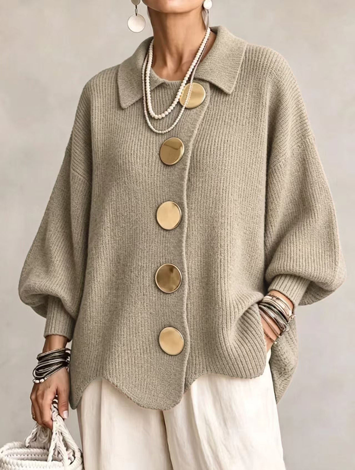Victoire | Chaqueta de punto oversize con grandes botones dorados